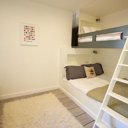 Old Town Castle View Apartment Edimburgo Exterior foto